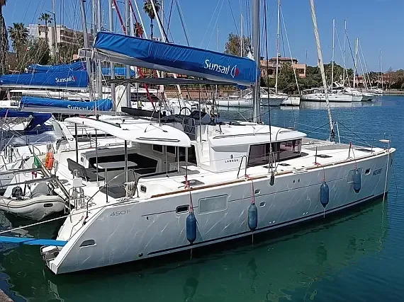 Lagoon 450 Fly in Sicily / Furnari / Marina Portorosa - image 1