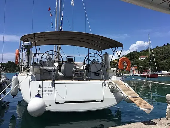 Jeanneau 54 in Lefkada / Nydri / Hotel Armonia - image 1