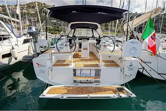 Oceanis 38.1 in Sicily / Trapani - image 1