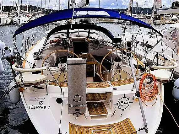 Bavaria 44 in Murter / Jezera / ACI Marina Jezera - image 1
