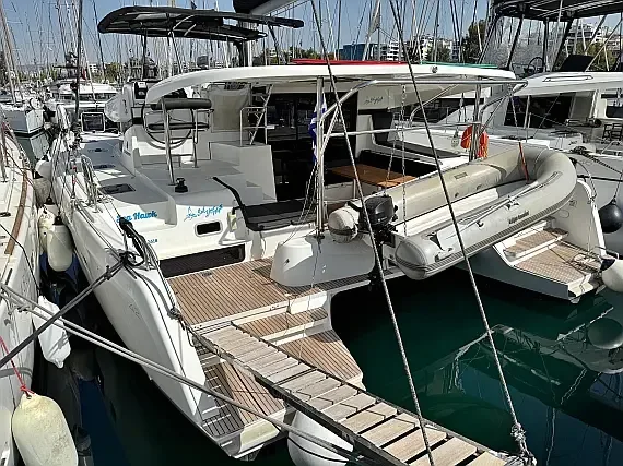 Lagoon 42 in Athens / Alimos Marina - image 1