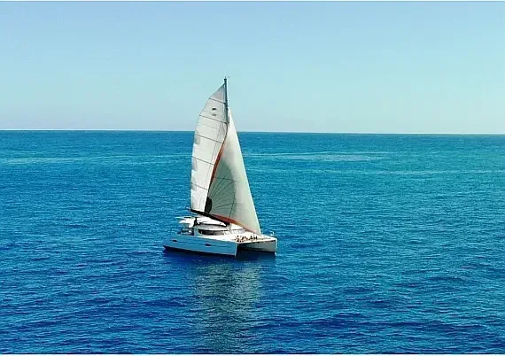 Lipari 41 in Madagascar / Nosy Be / Marina Crater - image 1
