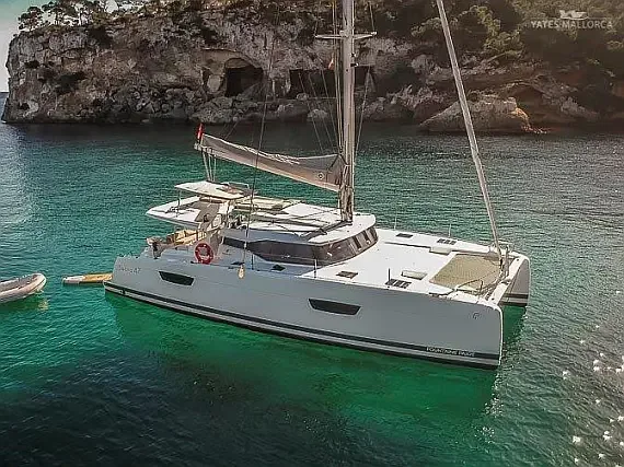 Saona 47 in Mallorca / Palma de Mallorca / La Lonja Marina Charter - image 1