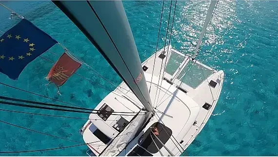 Lagoon 42 in Hyeres - image 1