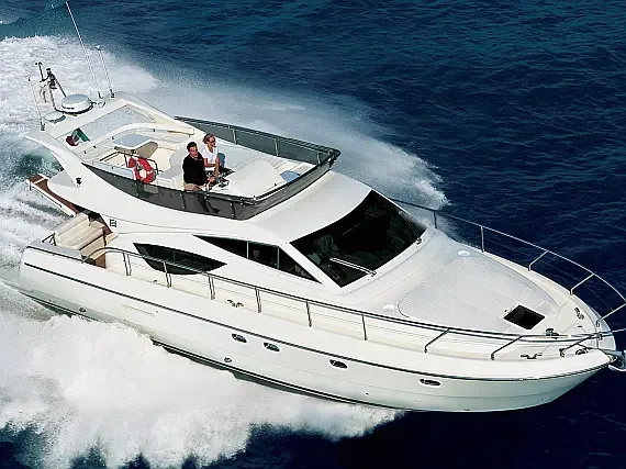 Ferretti 460 in Goa / Panaji port - image 1