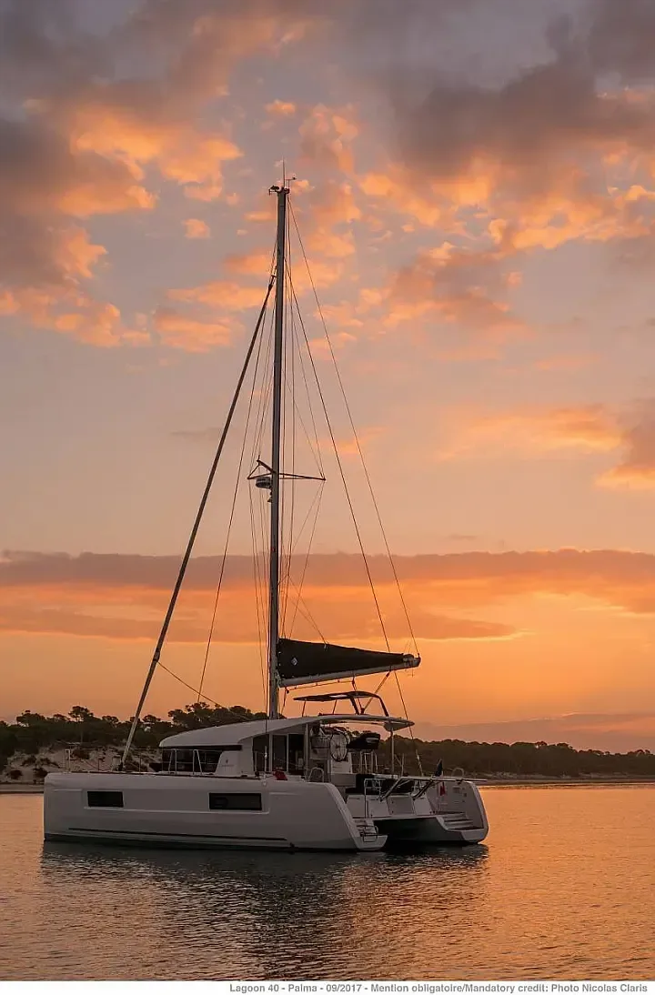 Lagoon 40 in Eden Island / Mahe, Victoria / Eden Island Marina - image 1