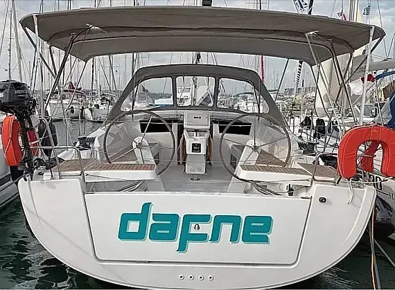 Hanse 418 in Lefkada / Port of Lefkas - image 1
