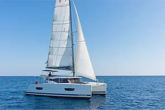 Lucia 40 in Rhodes New Marina - image 1
