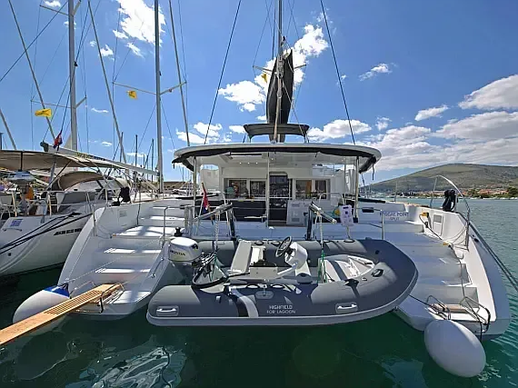 Lagoon 450 Fly in Dubrovnik / ACI Marina Dubrovnik - image 1