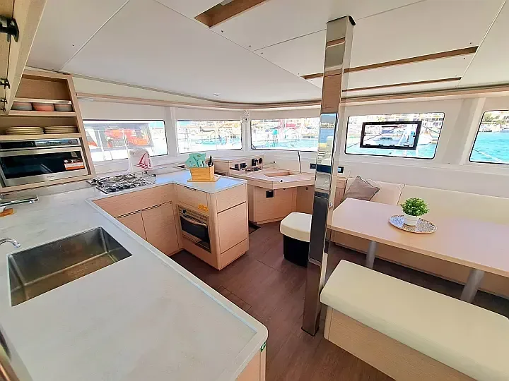 Lagoon 46 in Ibiza / Sant Antoni de Portmany Port - image 1