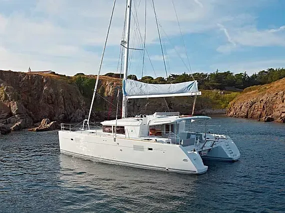 Lagoon 450 Fly in Sukošan / D-Marin Dalmacija Marina - image 1