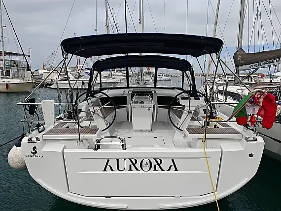 Oceanis 46.1 in Vibo Marina - image 1