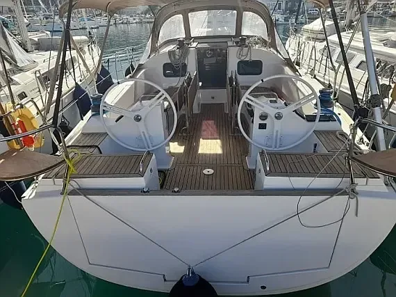 Elan Impression 45.1 in Palairos / Marina Paleros - image 1