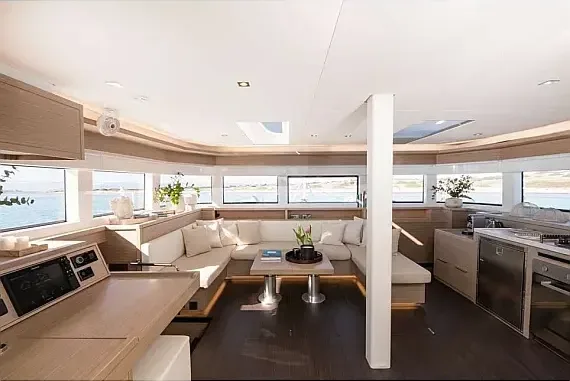 Lagoon 55 in Athens / Alimos Marina - image 1
