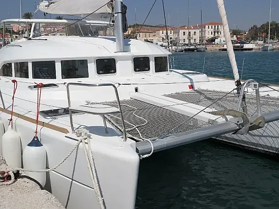 Lagoon 380 in Rhodes New Marina - image 1