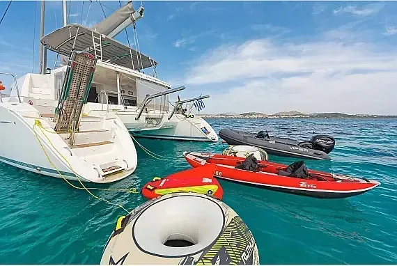 Lagoon 500 in Athens / Alimos Marina - image 1