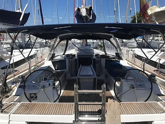 Oceanis 45 in Tenerife / Las Galletas / Marina del Sur - image 1
