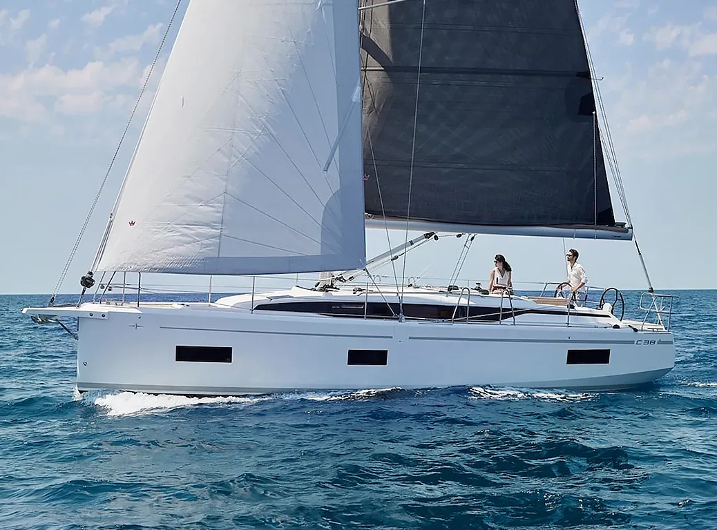 Bavaria 38