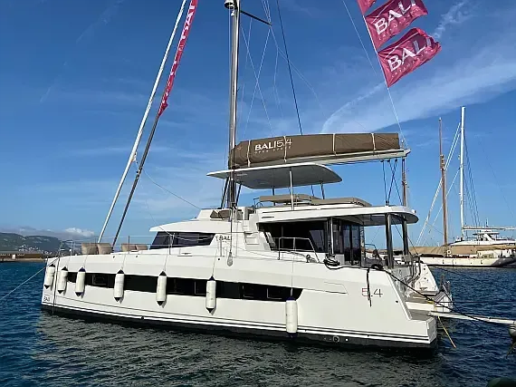 Bali 5.4 in Sicily / Furnari / Marina Portorosa - image 1
