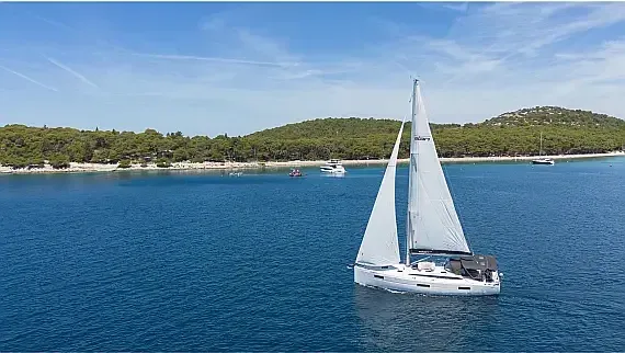 Elan Impression 45 in Split / ACI Marina Split - image 1