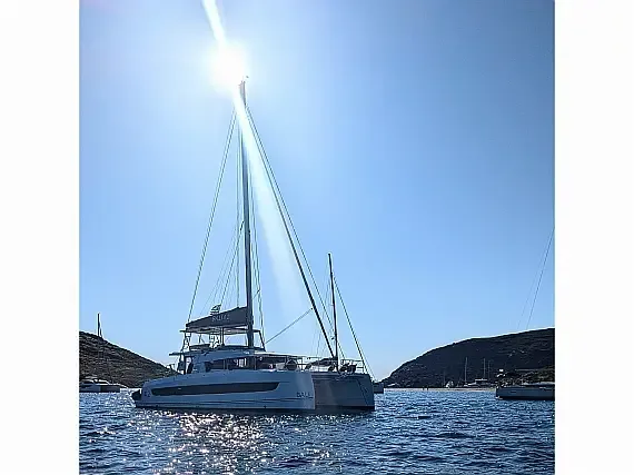 Bali 4.2 in Lavrion Main Port - image 1