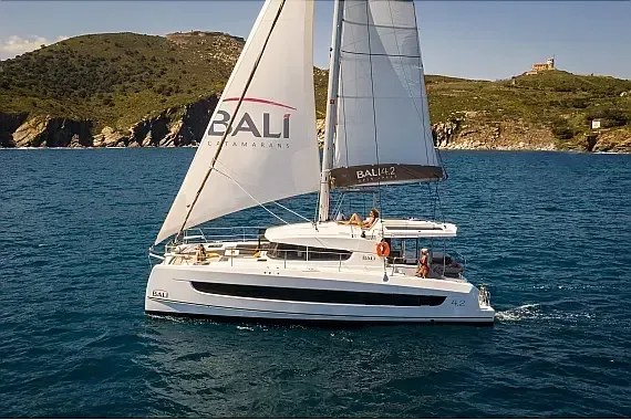 Bali 4.2 in Kefalonia  / Agia Pelagia Marina - image 1