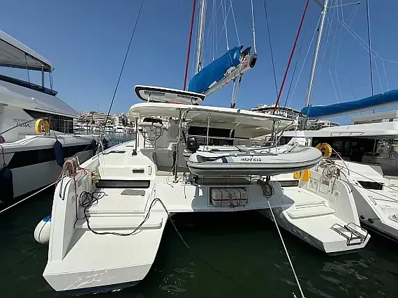 Lagoon 42 in Pula / Marina Polesana - image 1