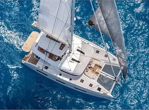 Lagoon 55 in Split / Port of Split / West Harbour - image 1