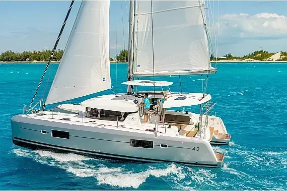 Lagoon 42 in Sukošan / D-Marin Dalmacija Marina - image 1
