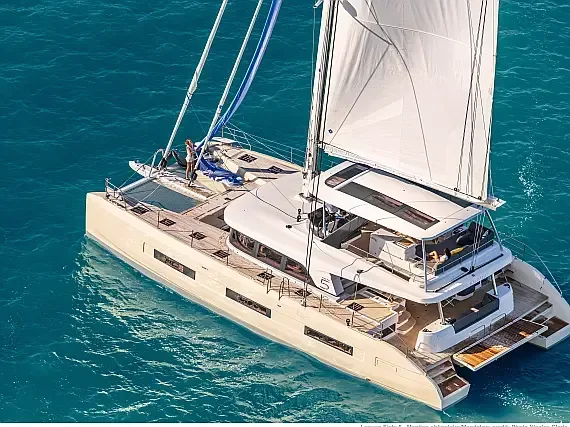 Lagoon Sixty 5 in Sardinia / Olbia / Marina di Olbia - image 1