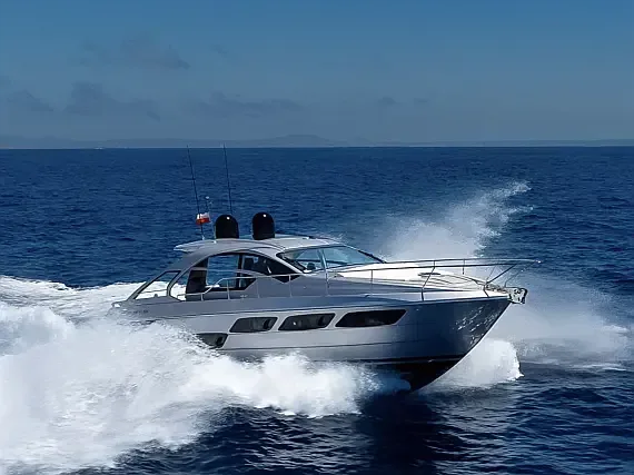 Pershing 50 in Mallorca / Palma de Mallorca / Marina Naviera Balear - image 1