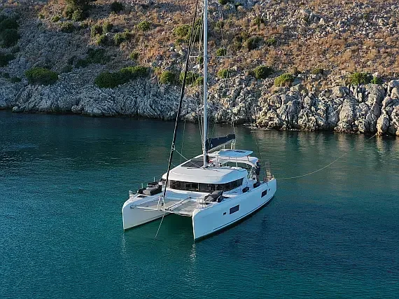 Lagoon 42 in Corfu / Gouvia / D-Marin Marina Gouvia - image 1