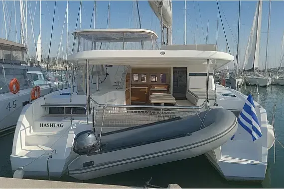 Lagoon 43 in Athens / Alimos Marina - image 1