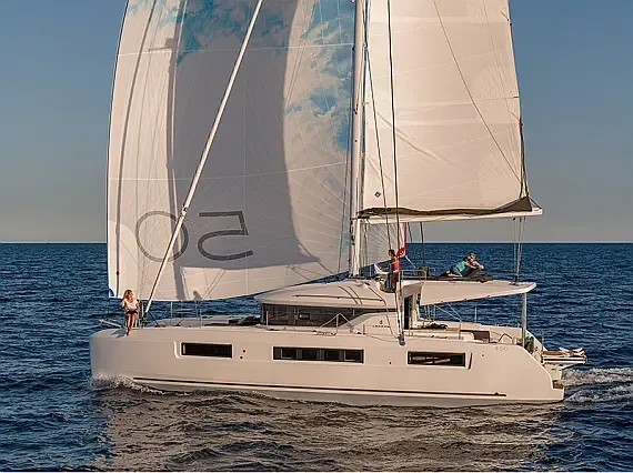 Lagoon 50 in Šibenik / D-Marin Marina Mandalina - image 1