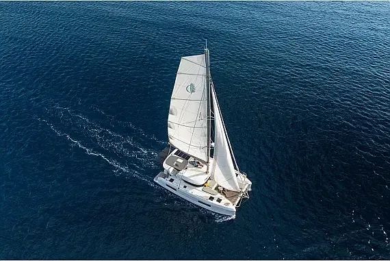 Lagoon 38 in Split / Port of Split / West Harbour - image 1