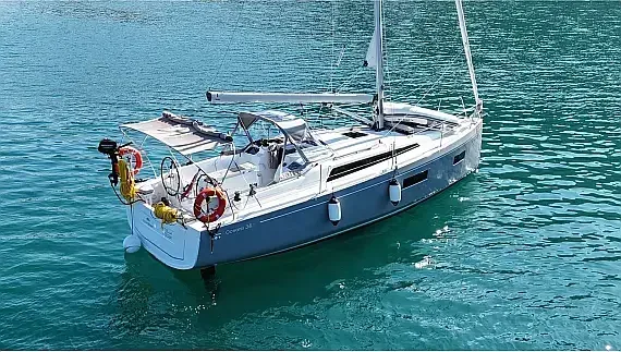 Oceanis 34.1 in Fethiye / Yacht Club Mai - image 1