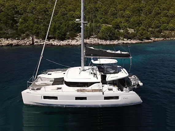 Lagoon 46 in Sukošan / D-Marin Dalmacija Marina - image 1