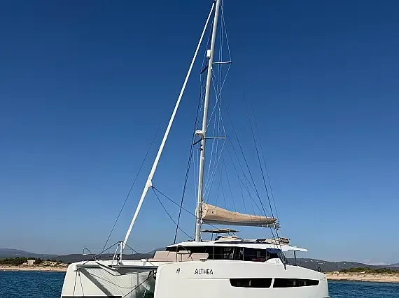 Aura 51 in Kalamata Port - image 1