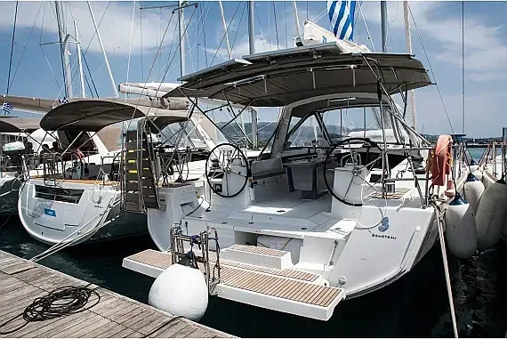 Oceanis 48 in Rhodes New Marina - image 1