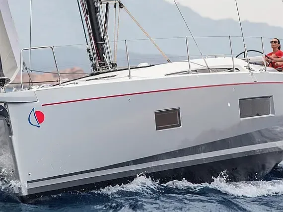 Oceanis 51.1 in Sardinia / Cannigione - image 1