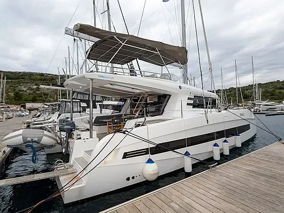 Cervetti 44 in Primošten / Marina Kremik - image 1