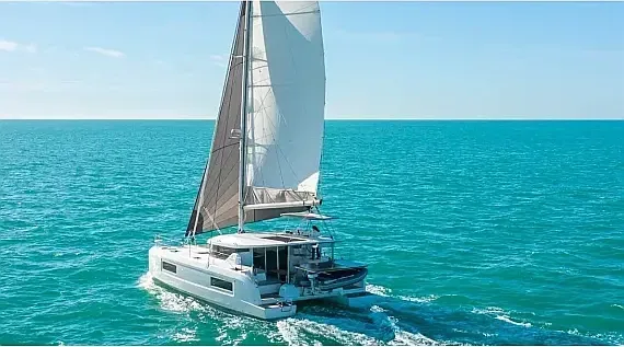 Lagoon 38 in Lefkada / Port of Lefkas - image 1