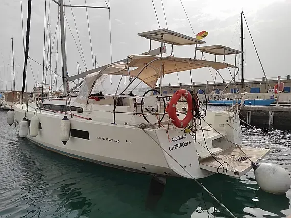 Sun Odyssey 440 in Mallorca / Palma de Mallorca / La Lonja Marina Charter - image 1