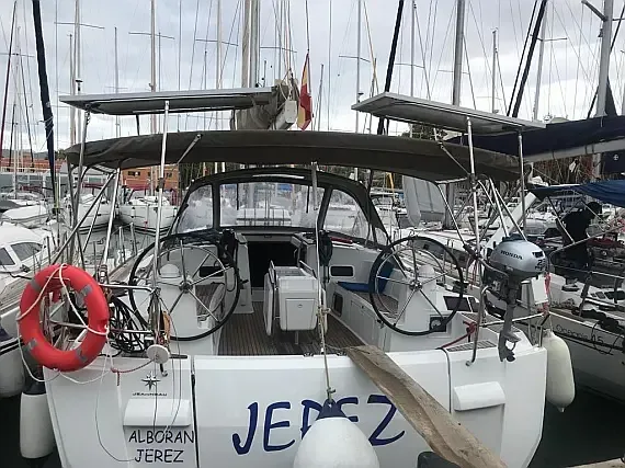 Sun Odyssey 519 in Tenerife / Las Galletas / Marina del Sur - image 1