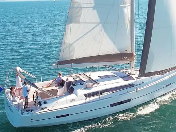 Dufour 512 Grand Large in Sardinia / Golfo Aranci / Marina dell'Isola - image 1