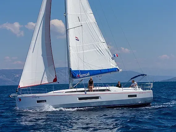 Oceanis 40.1 in Dubrovnik / ACI Marina Dubrovnik - image 1