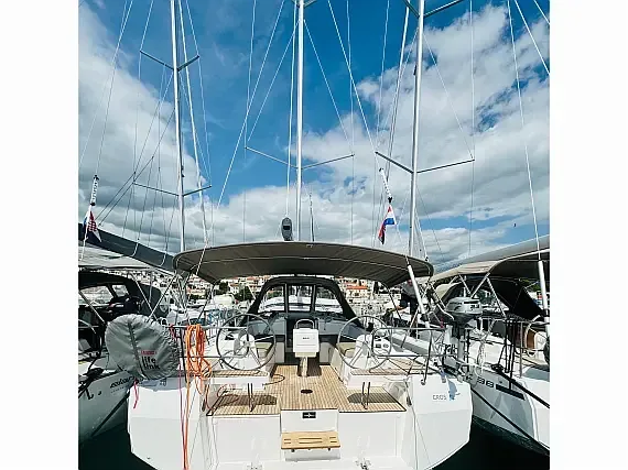 Bavaria C38 in Novi Vinodolski / Marina Novi - image 1