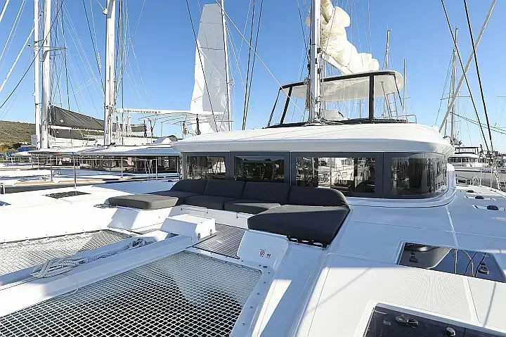 Lagoon 50 in Sukošan / D-Marin Dalmacija Marina - image 1