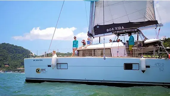 Lagoon 400 S2 in Jacuecanga, Angra dos Reis (RJ) / BR Marinas Verolme - image 1