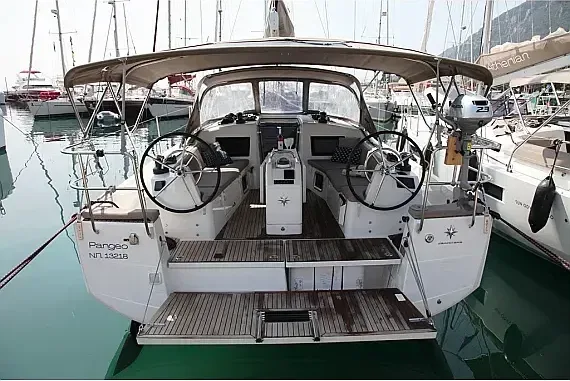 Sun Odyssey 410 in Corfu / Mpenitses / Marina Benitses - image 1